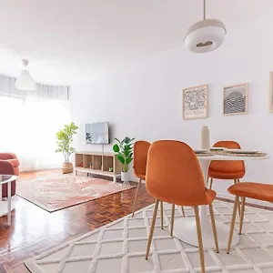  Apartamento San With Private Parking España